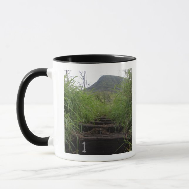 Caneca O primeiro passo convida os caminhoneiros a subir  (Esquerda)