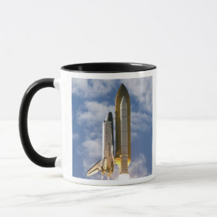 Caneca O vaivém espacial Atlantis tira 6