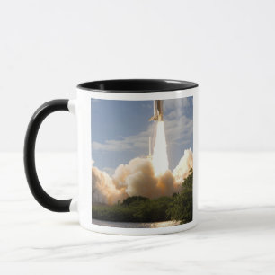 Caneca O vaivém espacial Atlantis tira 8