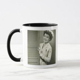 Caneca Olhando a enfermeira
