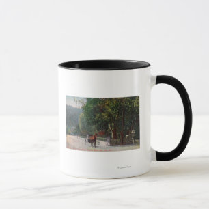 Caneca Opinião da entrada à pista obscuro, carruagem do