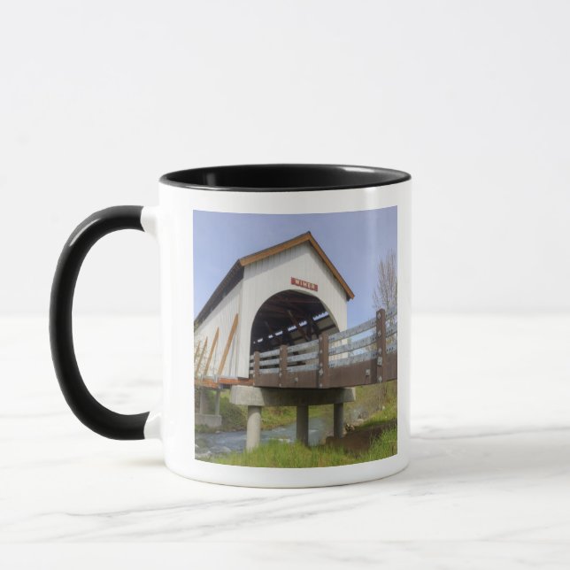 Caneca OR, Condado de Jackson, McKee Covered Bridge (Esquerda)