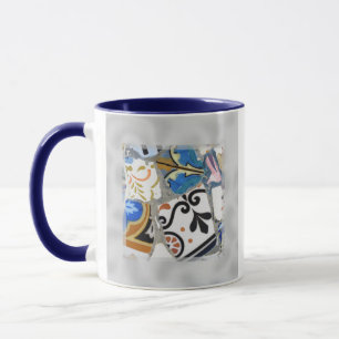 Caneca Os mosaicos de Barcelona Gaudi fecham-se acima