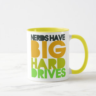 Caneca Os nerd têm unidades de duro grandes