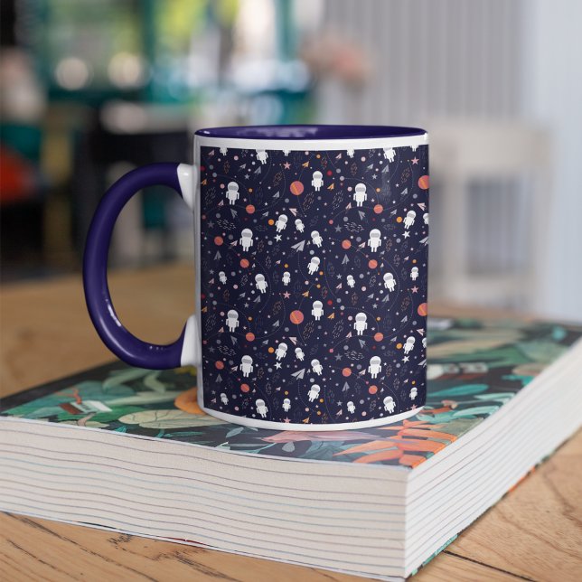 Caneca Padrão de Astronauta de Dodle (Astronaut pattern mug)