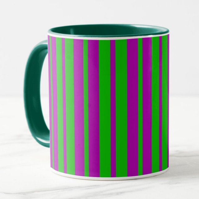 Caneca Padrão de Design de Listras Elegantes Roxo Verde (Criador carregado)