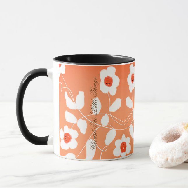 Caneca Padrão de Flor Branco (Com Donut)