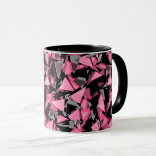 Caneca padrão de formas de triângulos geométricos