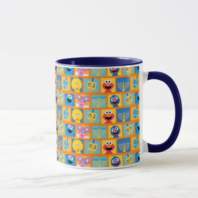 Caneca Padrão de Hanukkah da Rua Sésame (Direita)