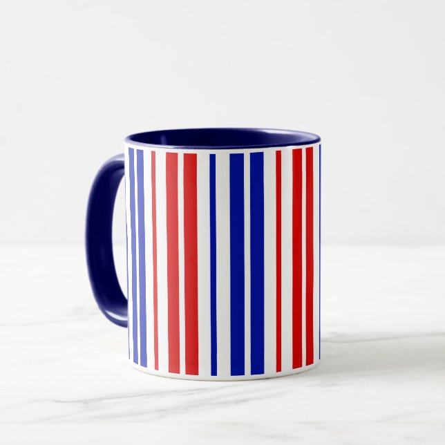 Caneca Padrão de Listras Brancas Vermelhas e Azuis (Frente Esquerda)