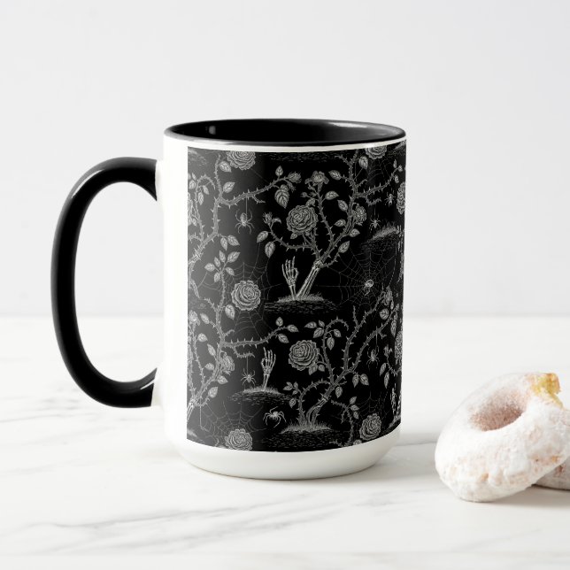 Caneca Padrão de Rosa e Osso Gótico (Com Donut)