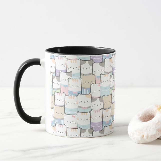 Caneca Padrão de rosto de Kitten Doodle (Com Donut)