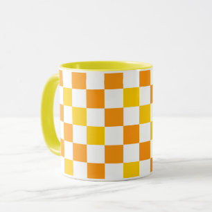 Caneca Padrão de xadrez laranja branco e amarelo