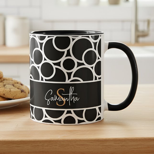 Caneca Padrão do círculo preto e branco com monograma (black and white circle pattern mug with name)