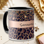 Caneca Padrão-leopardo-de-aniversário, idade negra<br><div class="desc">Um presente elegante,  legal,  glamouroso e feminino para um presente de 50º (ou qualquer idade) aniversário com um padrão leopardo castanho,  ouro e preto,  decorado com ouro confetti. Personalize e adicione um nome e 50 anos. Uma banda metálica de bronze falsa. Escrito com letras negras,  letras. .</div>