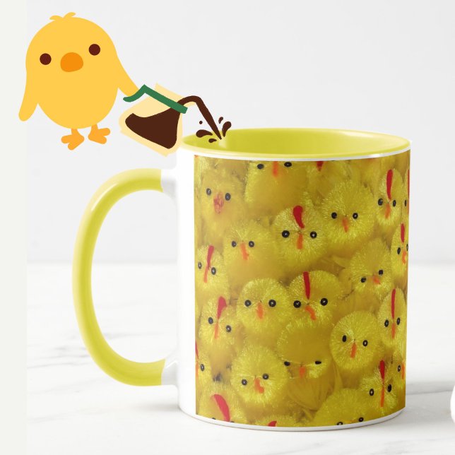 Caneca Padrão moderno dos Pintinhos de brinquedos de Pásc (A cheerful, yellow baby chicks pattern mug, to liven up coffee/tea time at Easter or year-round.)