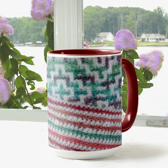 Caneca Padrões multicolores Maroon e Branco (Criador carregado)