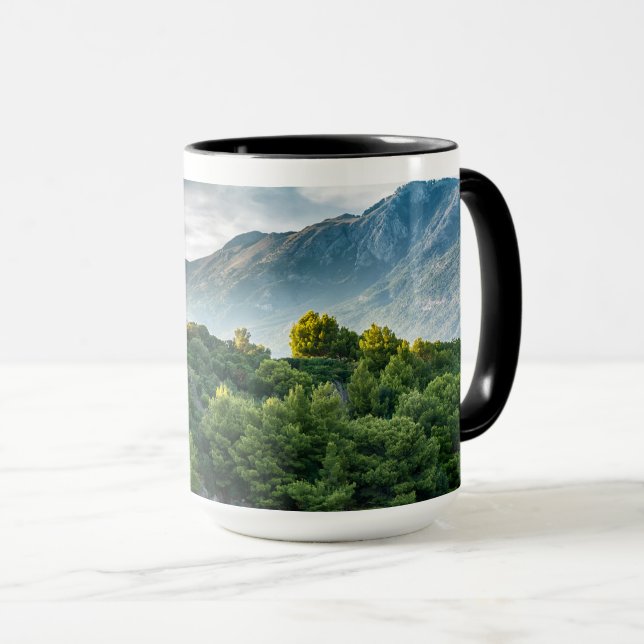 Caneca Paisagem montenegrina de montanha e mar (Frente Esquerda)