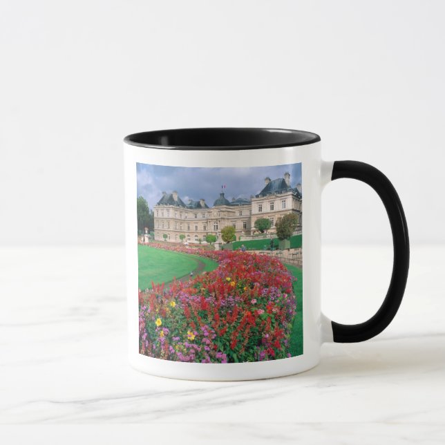 Caneca Palácio do Luxemburgo em Paris, França. (Direita)