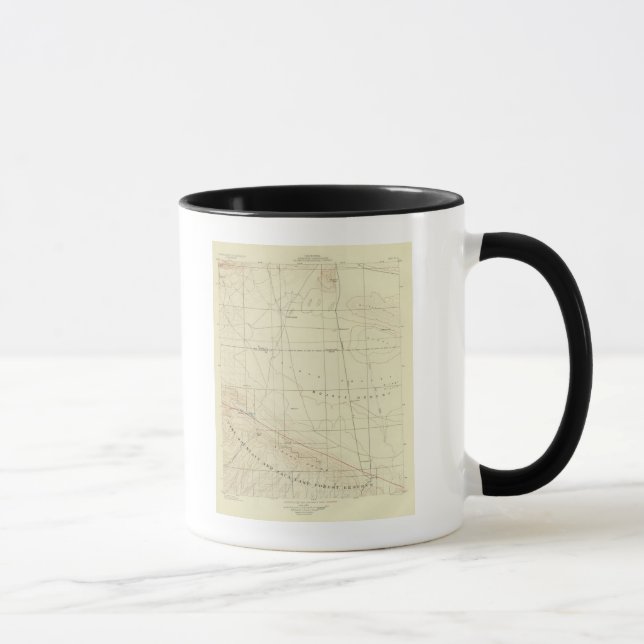 Caneca Palmdale quadrangular mostrando San Andreas Rift (Direita)