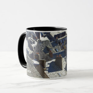 Caneca Panorama do telhado da vila de Conques, França sou