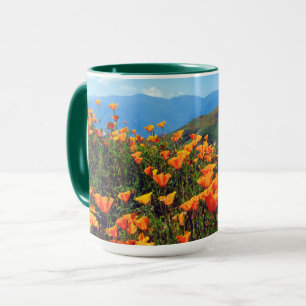 Caneca Papoulas da Califórnia Cobrindo uma Encosta