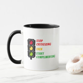 Caneca "Pare de Criticar"