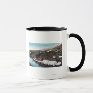 Caneca Passagem & trem de estrada de ferro brancos de