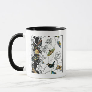Caneca Pássaros e borboletas em um fundo preto e branco