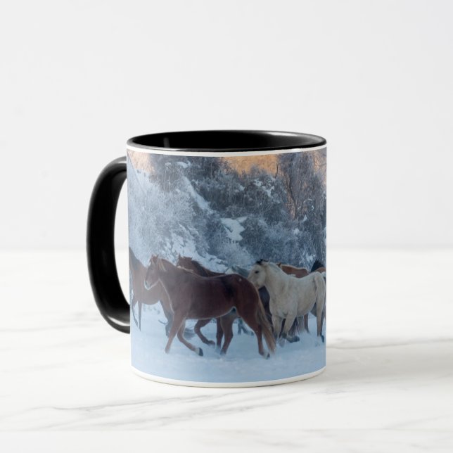 Caneca Passeio de Cavalo no Inverno no Hideout Ranch (Frente Esquerda)