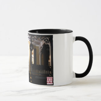 Caneca Patamar da casa do hexágono na noite