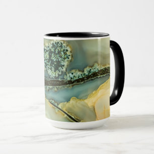 Caneca pedra dentro a semirprecioso