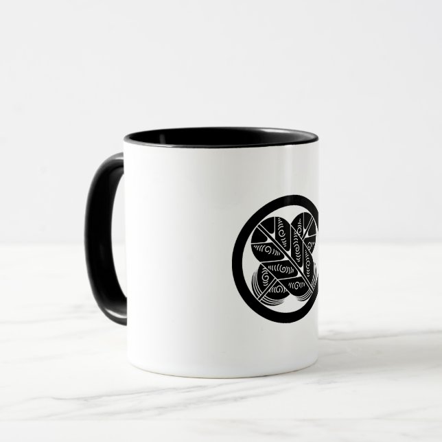 Caneca penas de gavião Geishu (Frente Esquerda)