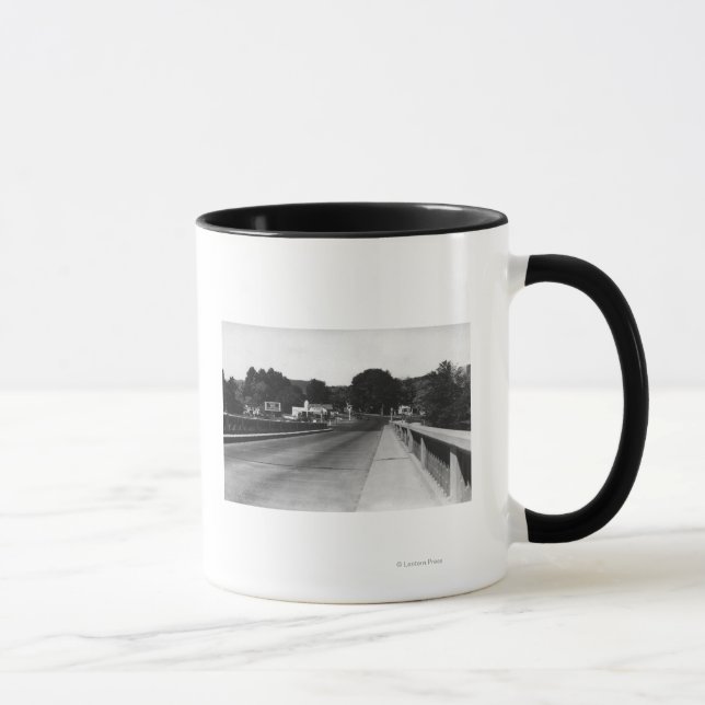 Caneca Pendleton, Oregon East Entrance Town View (Direita)