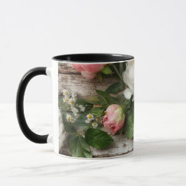 Caneca peonias e madeira desgastada