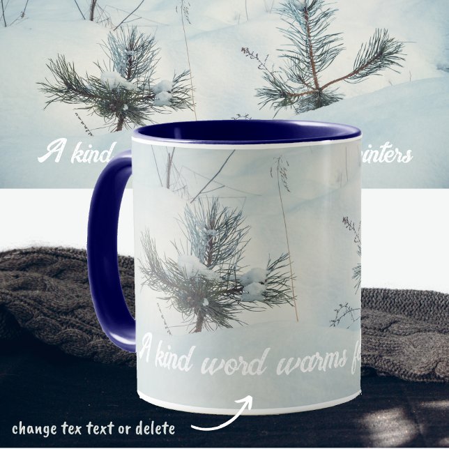 Caneca Pequenas fontes cobertas de neve fresca. (Criador carregado)