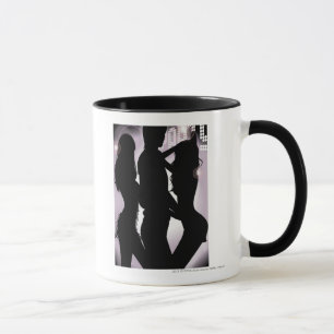 Caneca Perfil de uma dança do homem com mulheres em um