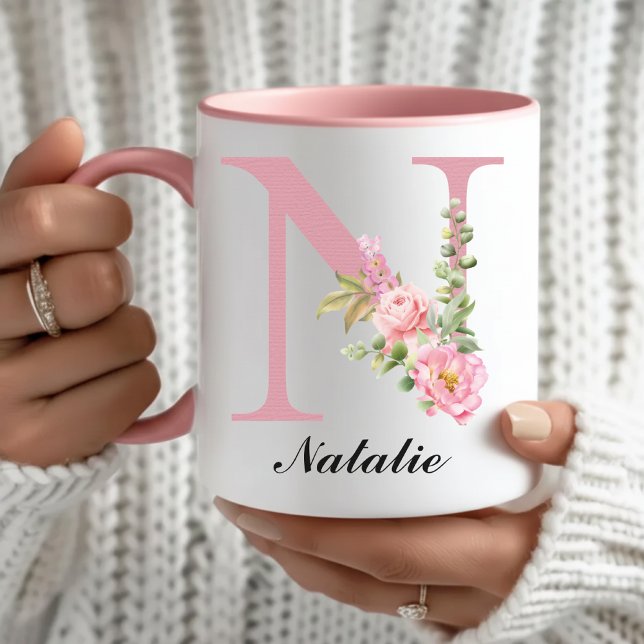 Caneca Personalizada com Monograma Floral de Rosa  (Personalized Floral Mug Christmas Gift for Her, Pink Rose Monogram Mug Bridal Shower Gift for Her)
