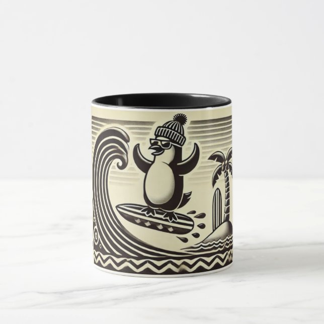 Caneca Pinguim branco preto pega uma onda (Centro)