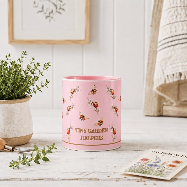 Caneca Pink Ladybug Tiny Garden Helpers (Criador carregado)