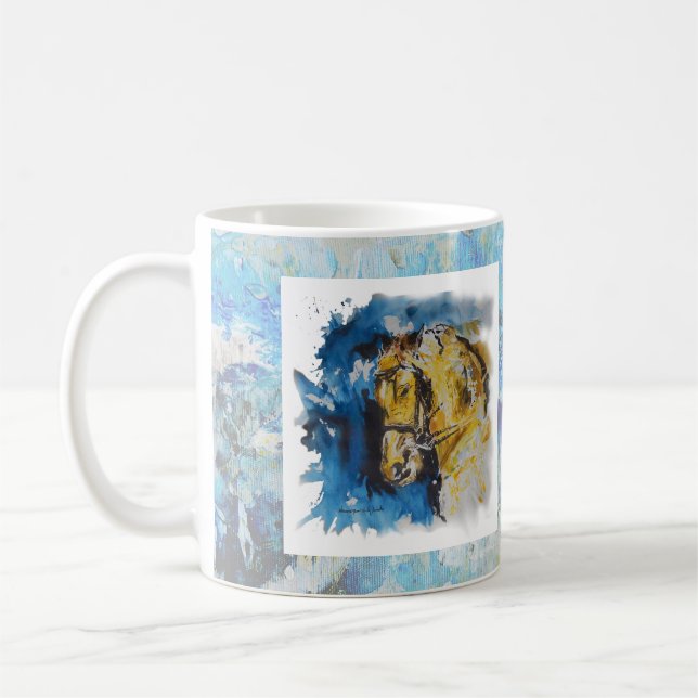 Caneca pintura "Cavalo" com fundo em manchas azuis (Esquerda)