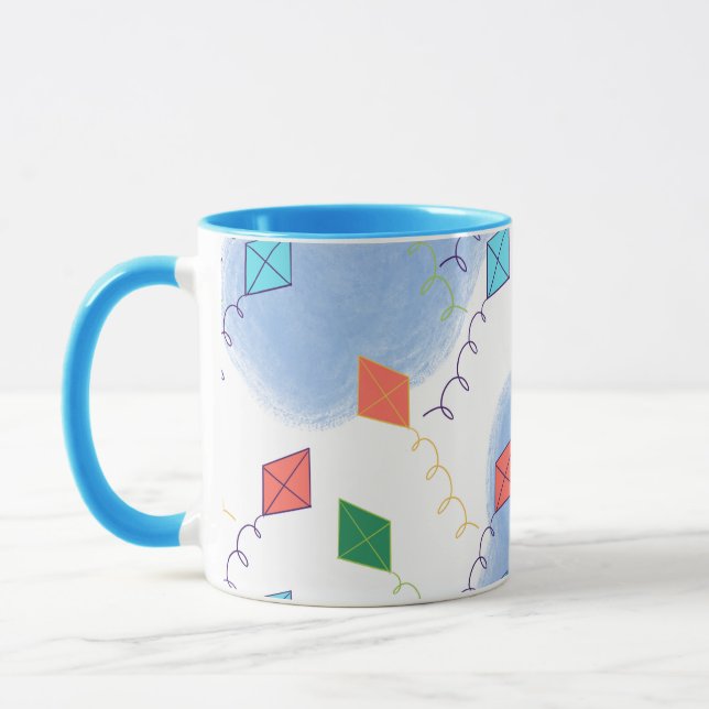Caneca Pipas Caprichosas Padrão de Céu Multicolorido (Esquerda)