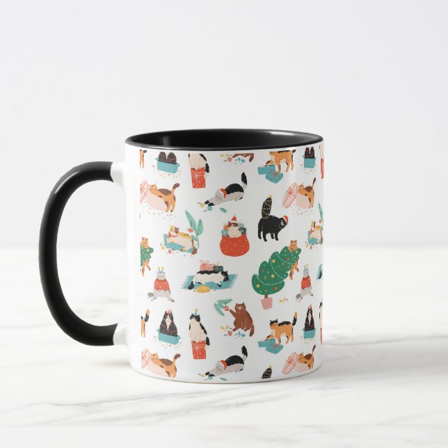 Caneca Playful Cats e o padrão das árvores de Natal (Esquerda)