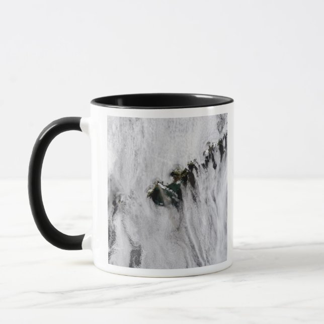 Caneca Plumas do vulcão Okmok, Ilhas Aleutas (Esquerda)