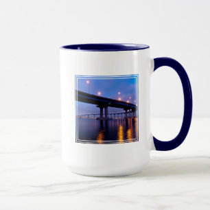 Caneca Ponte Coronado em Dusk
