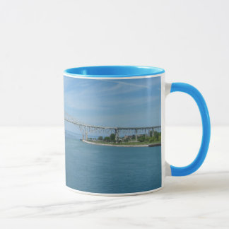Caneca Ponte da água azul, porto Huron, MI Sarnia, sobre