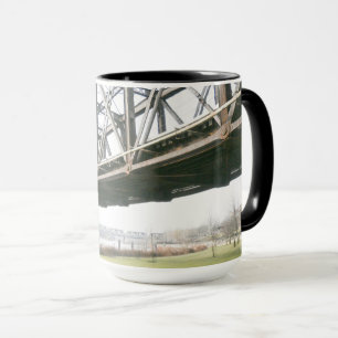 Caneca Ponte de Bridger sobre o rio Scioto