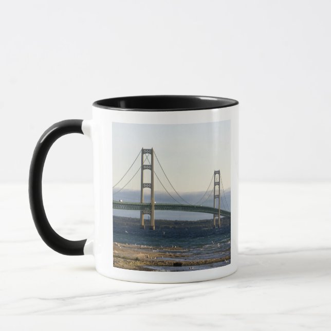 Caneca Ponte Mackinac que abrange o estreito de 4 (Esquerda)