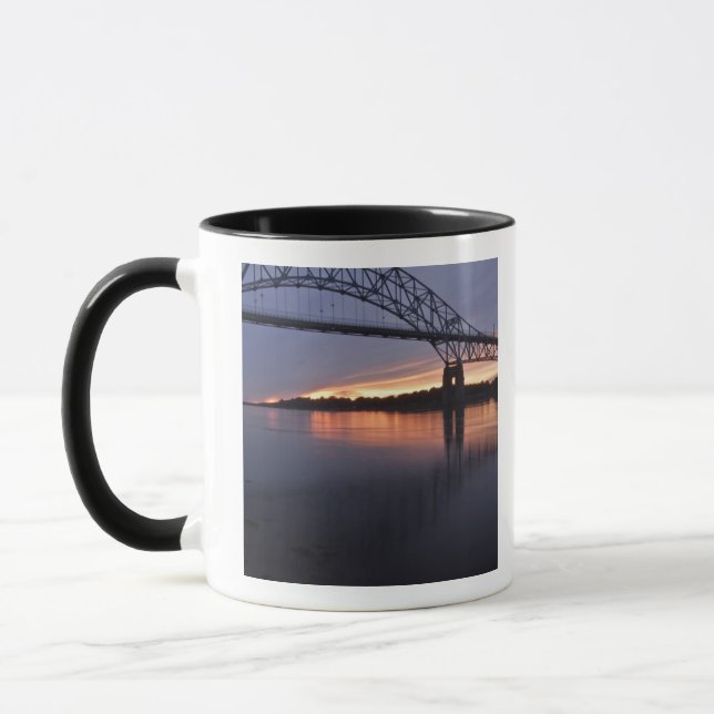 Caneca Ponte Sagamore sobre o canal de Cape Cod, 2 (Esquerda)