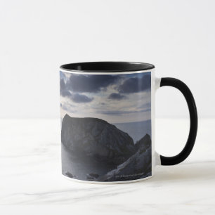 Caneca Por do sol sobre o litoral irlandês